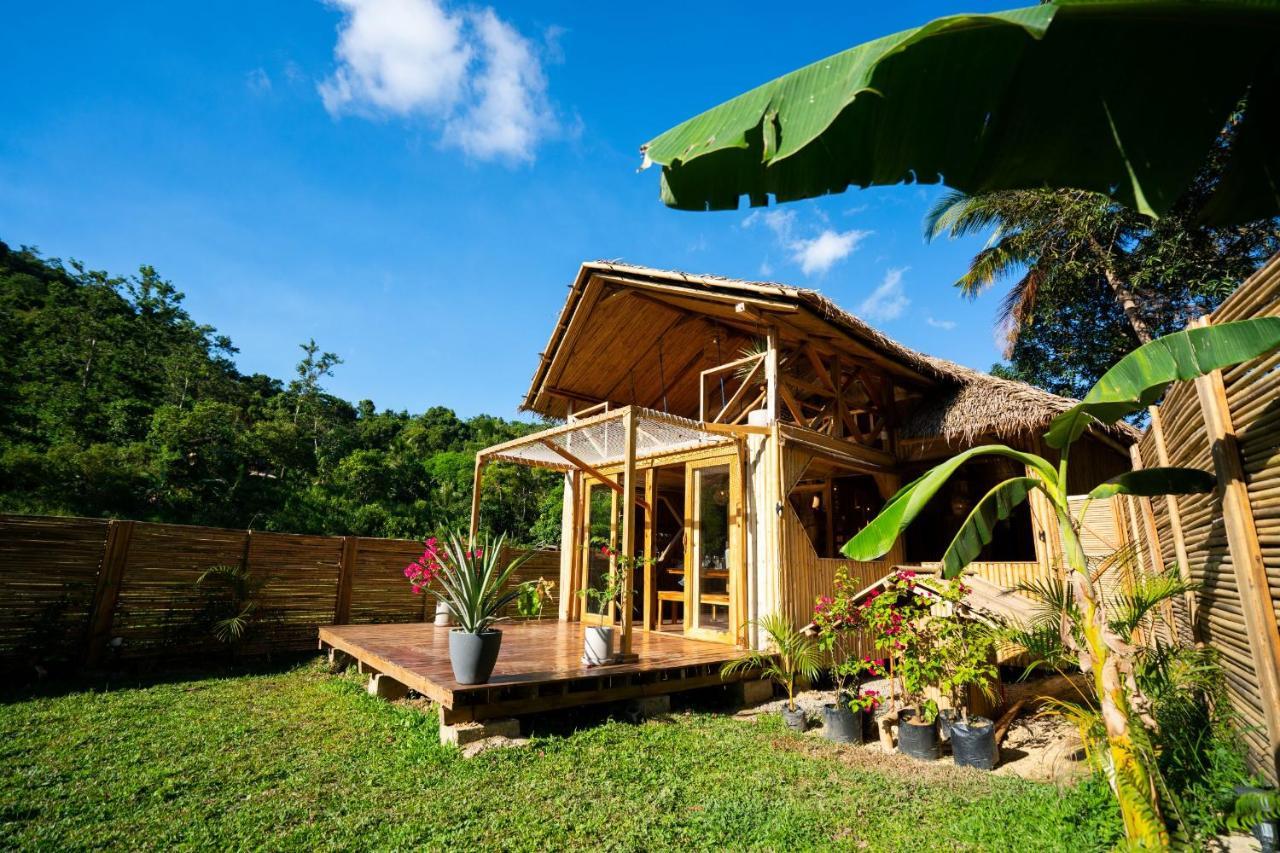 Palayan Villa - Villa With Views, Garden And Pool 爱妮岛 外观 照片